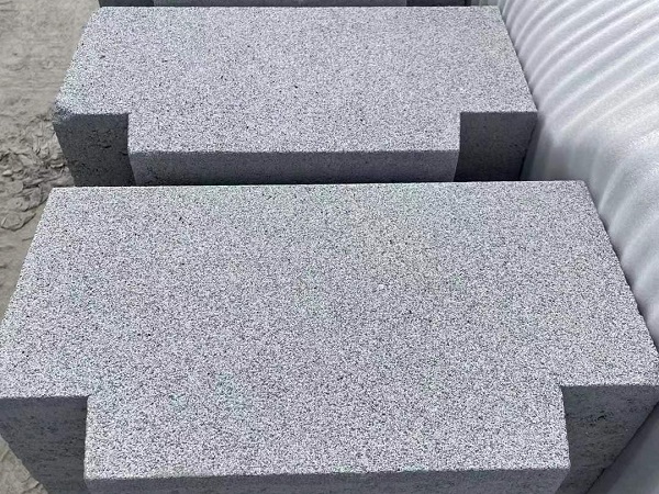 仿石路沿石