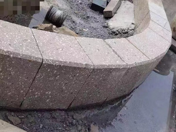 仿石路沿石