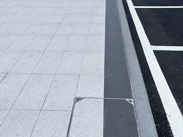 仿石透水磚